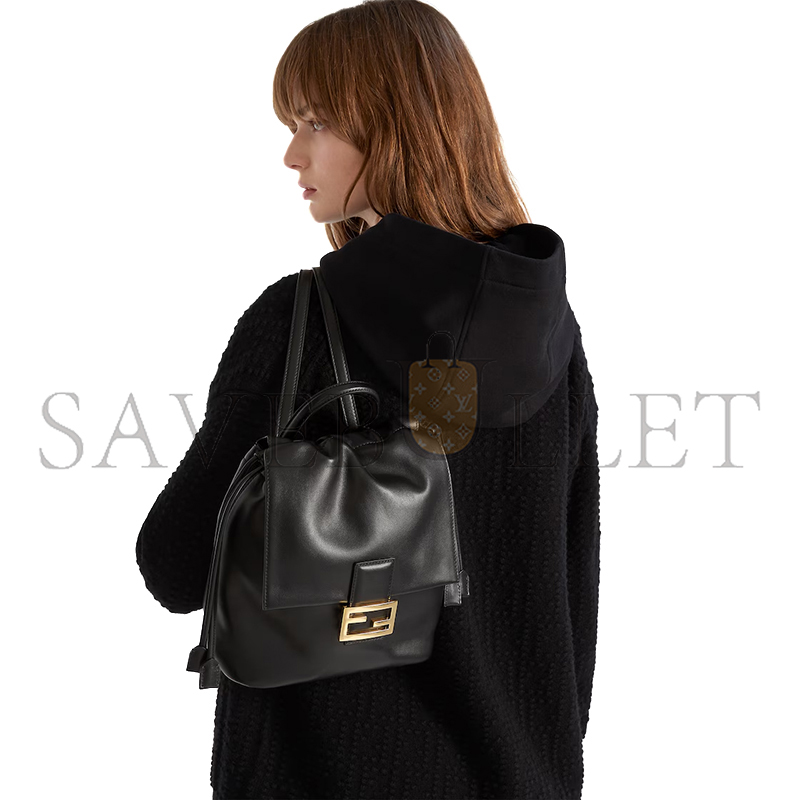 F**di black leather backpack 8bz057ayj1f0kur (26*23*12cm)